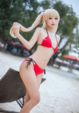 《年轻女教师3_BD英语电影在线看